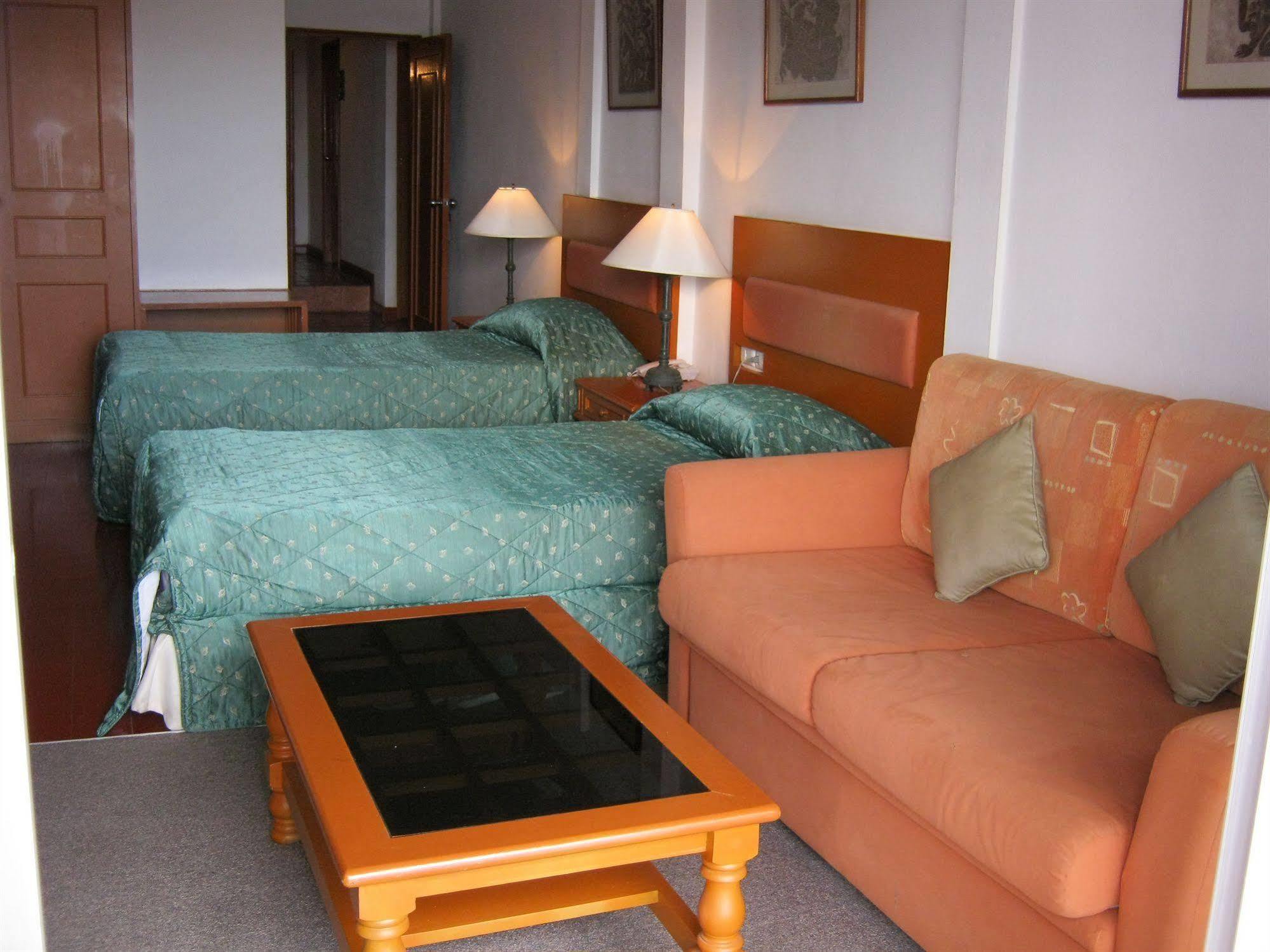 Orchid Hotel And Spa Kalim Bay Patong Εξωτερικό φωτογραφία